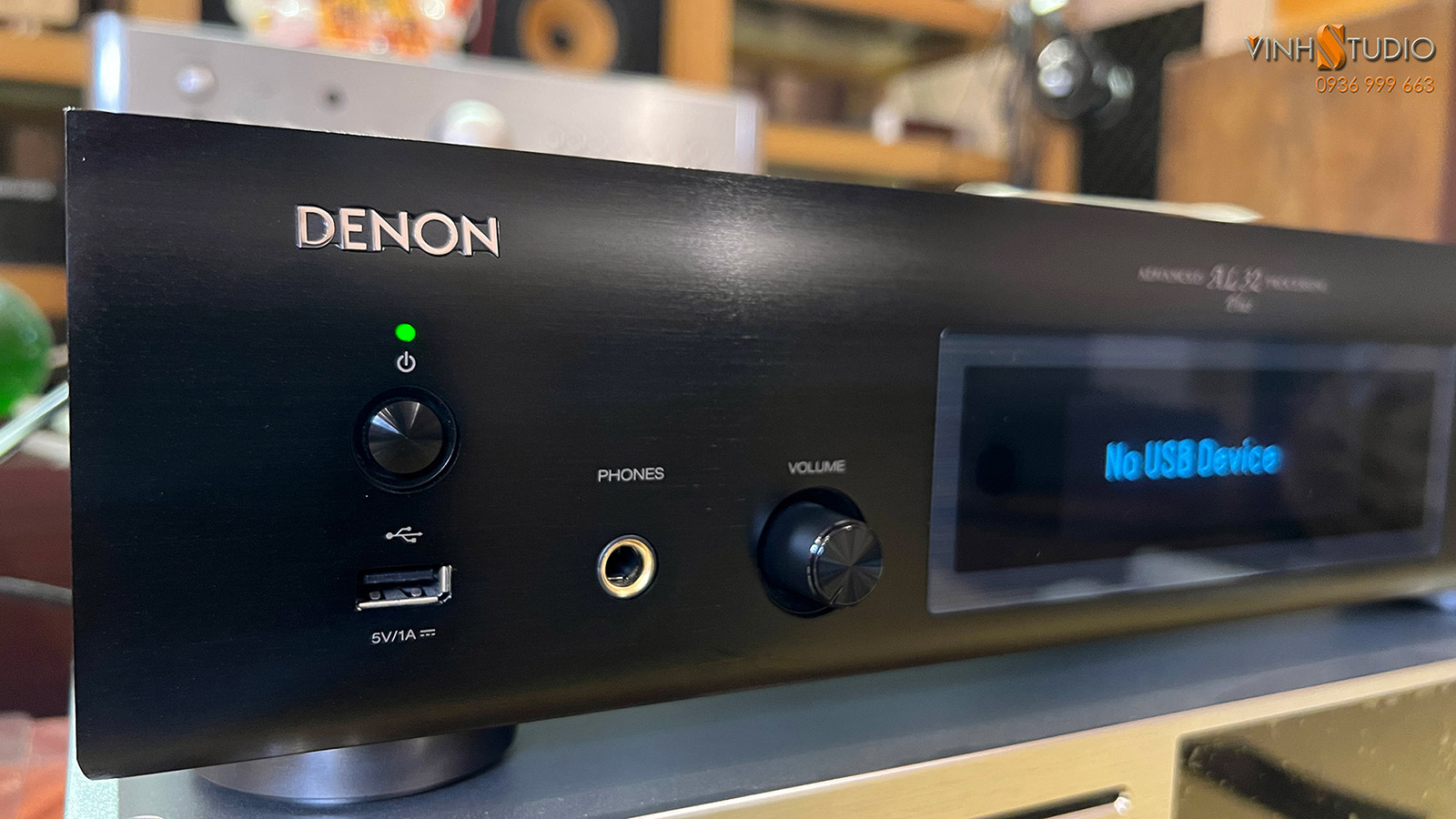 Denon-DNP-800NE_front_right