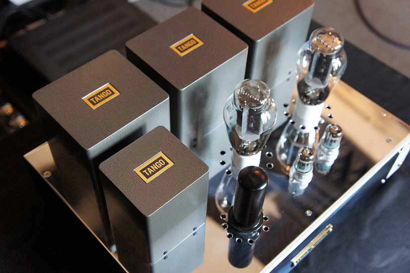 ampli-den-chinh-hang-bien-ap-tango