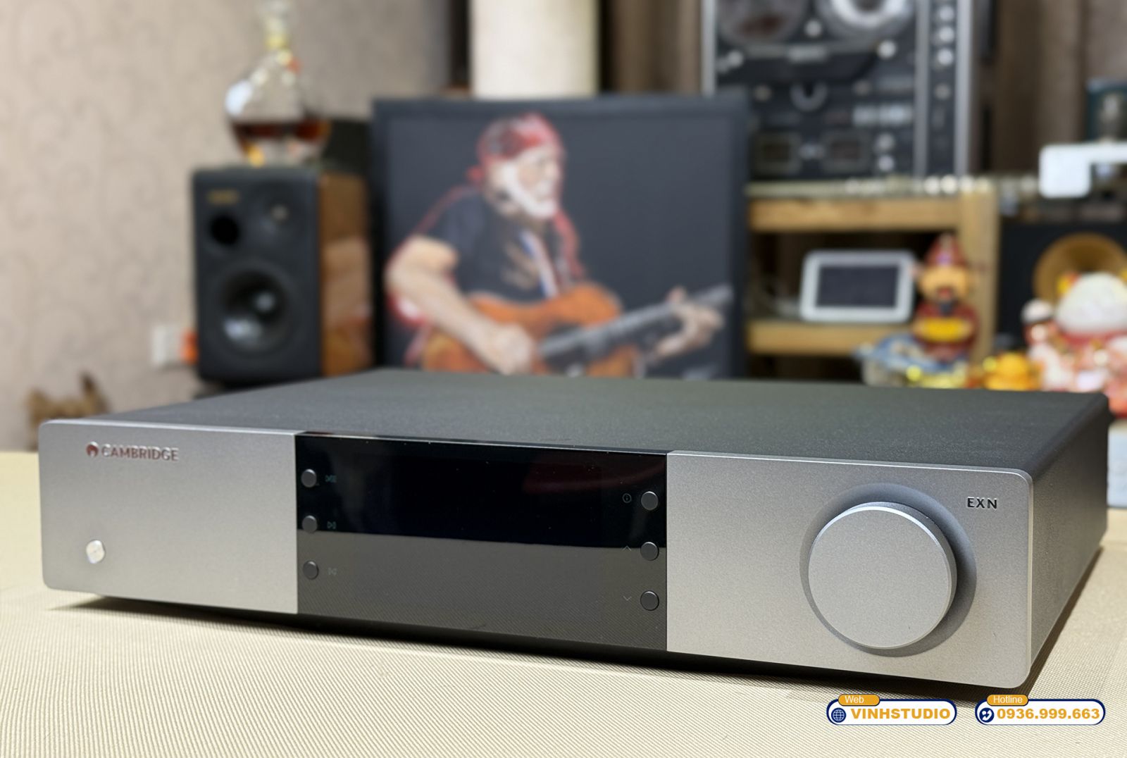 Mặt trước DAC Streamer nhạc số Cambridge Audio EXN100