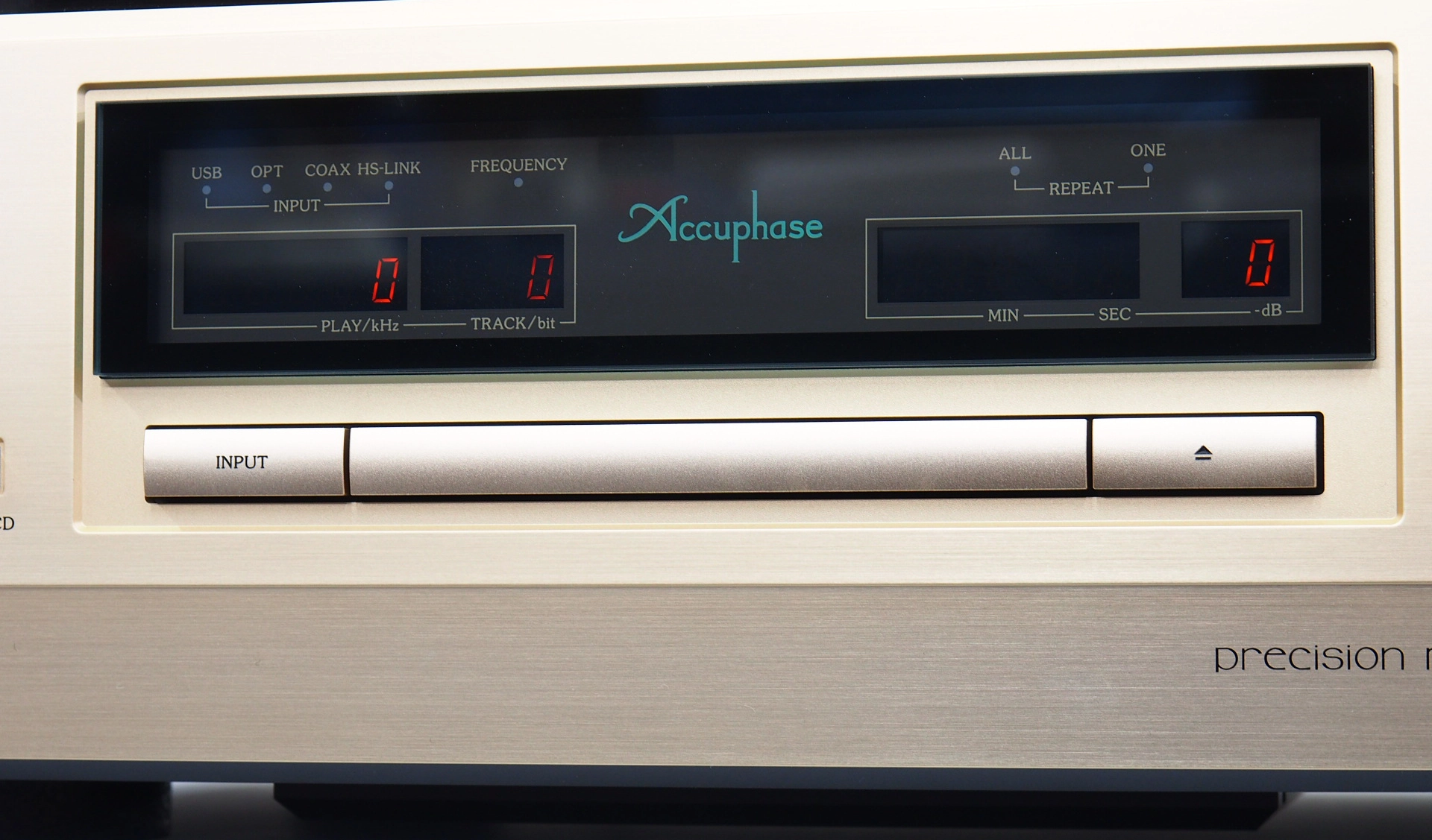 accuphase DP-750