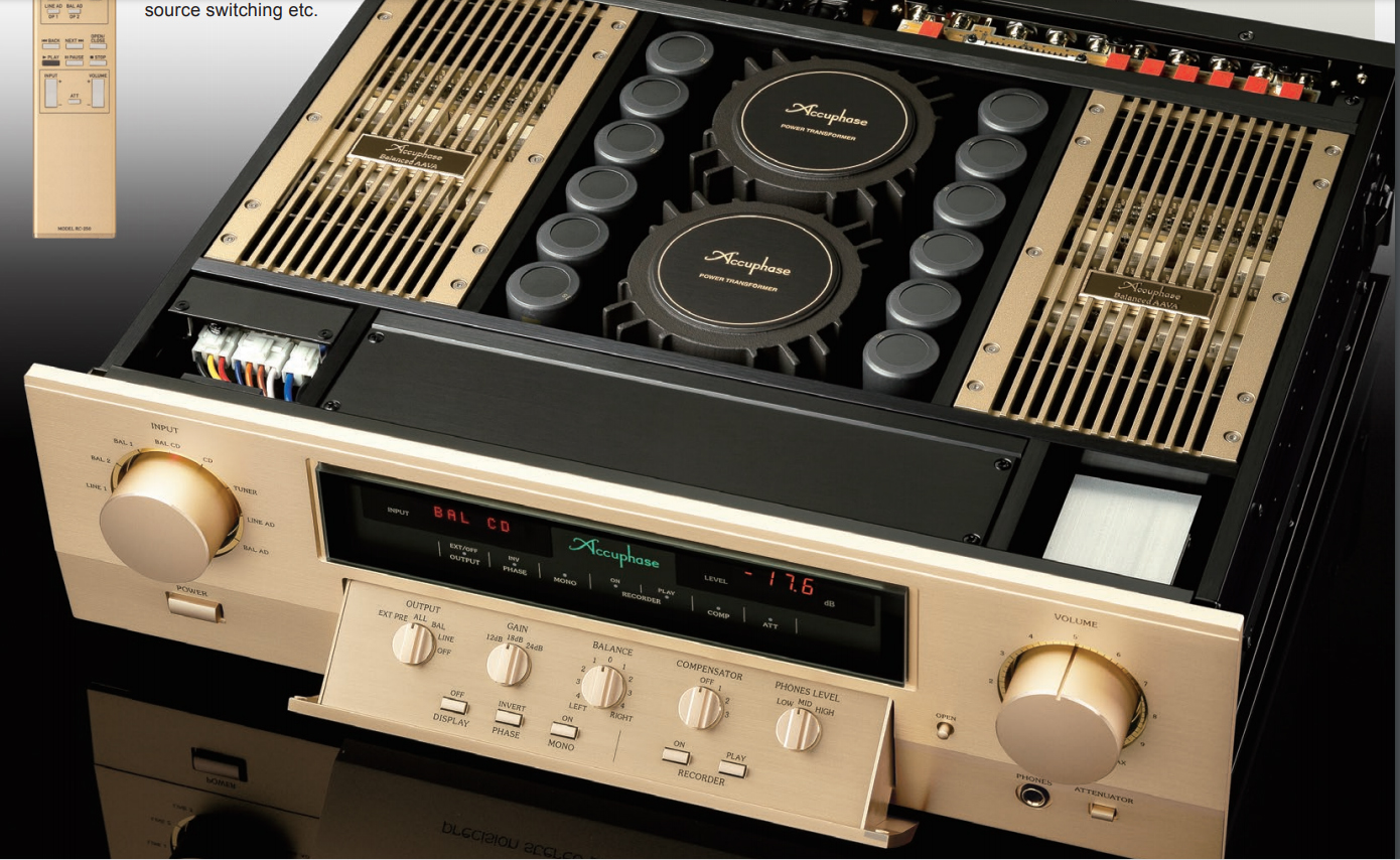 inside of accuphase C-3900